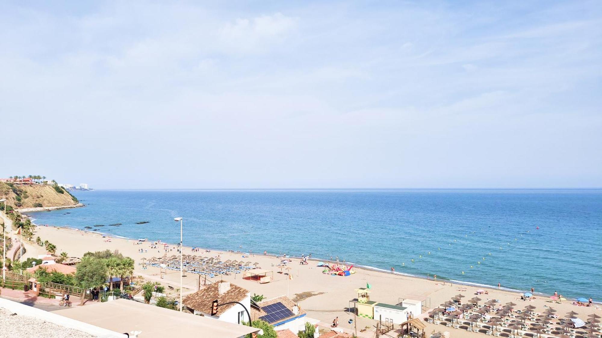 Sun, Beach, Views, And Relaxation *