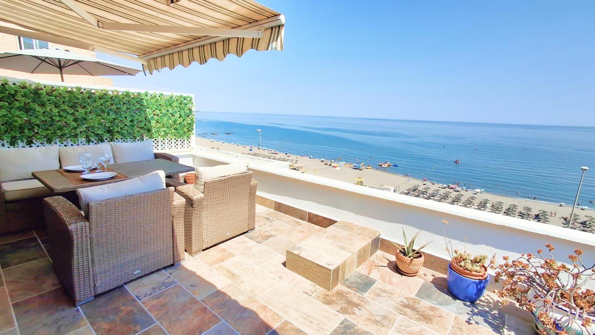 Sun, Beach, Views, And Relaxation Appartement *