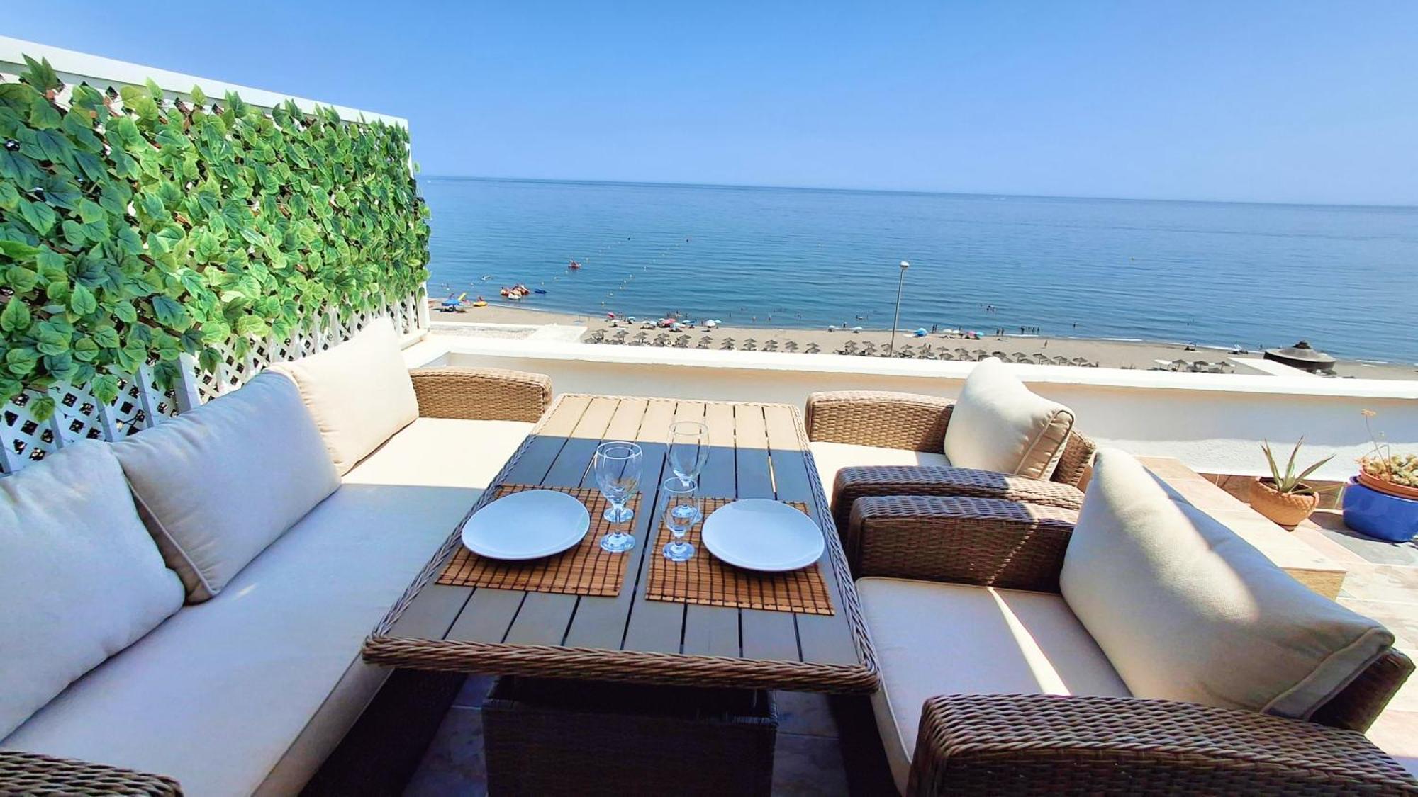 Sun, Beach, Views, And Relaxation Appartement *